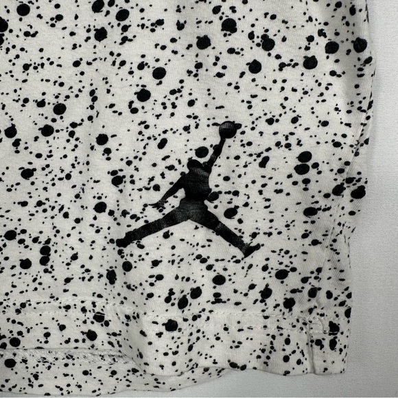 Jordan Kids Gray and White Speckled Tee With Jumpman Logo Size Medium 10-12 - Picture 2 of 4